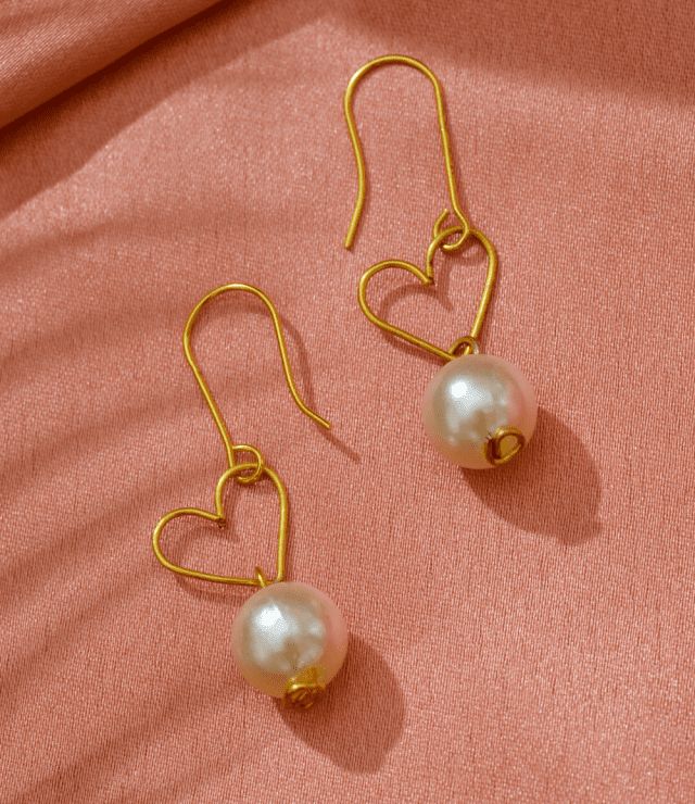 Pearl earrings