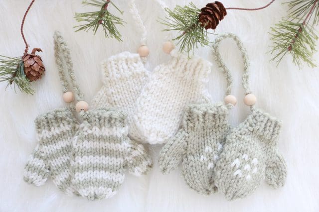 Knitted Christmas ornament stocking stuffer diy