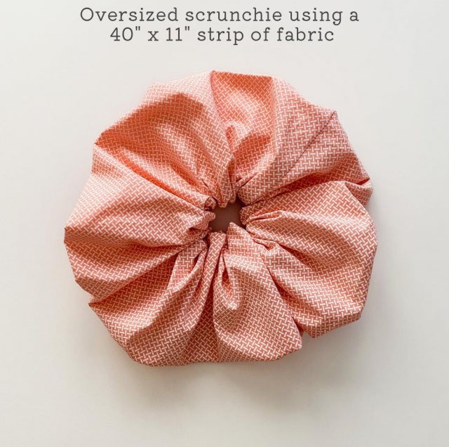 Oversized scrunchie pink