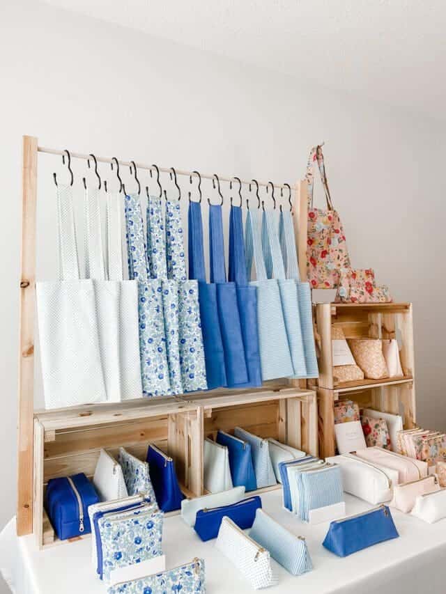 DIY hangbar to display tote bags