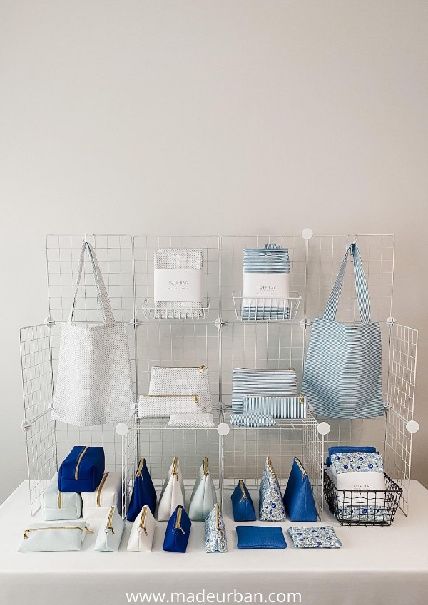 Bag display using a grid wall